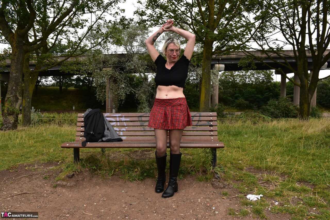 'British Mature Lady Barby Slut Gets Naughty in the Park with a Public Bench Show!' - Barby Slut