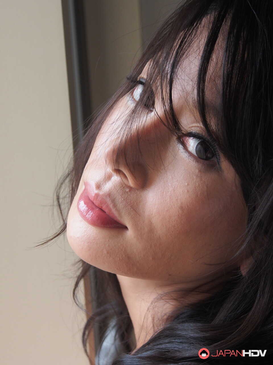 Japanese MILF Rei Kitajima models butt naked during a solo performance - Rei Kitajima