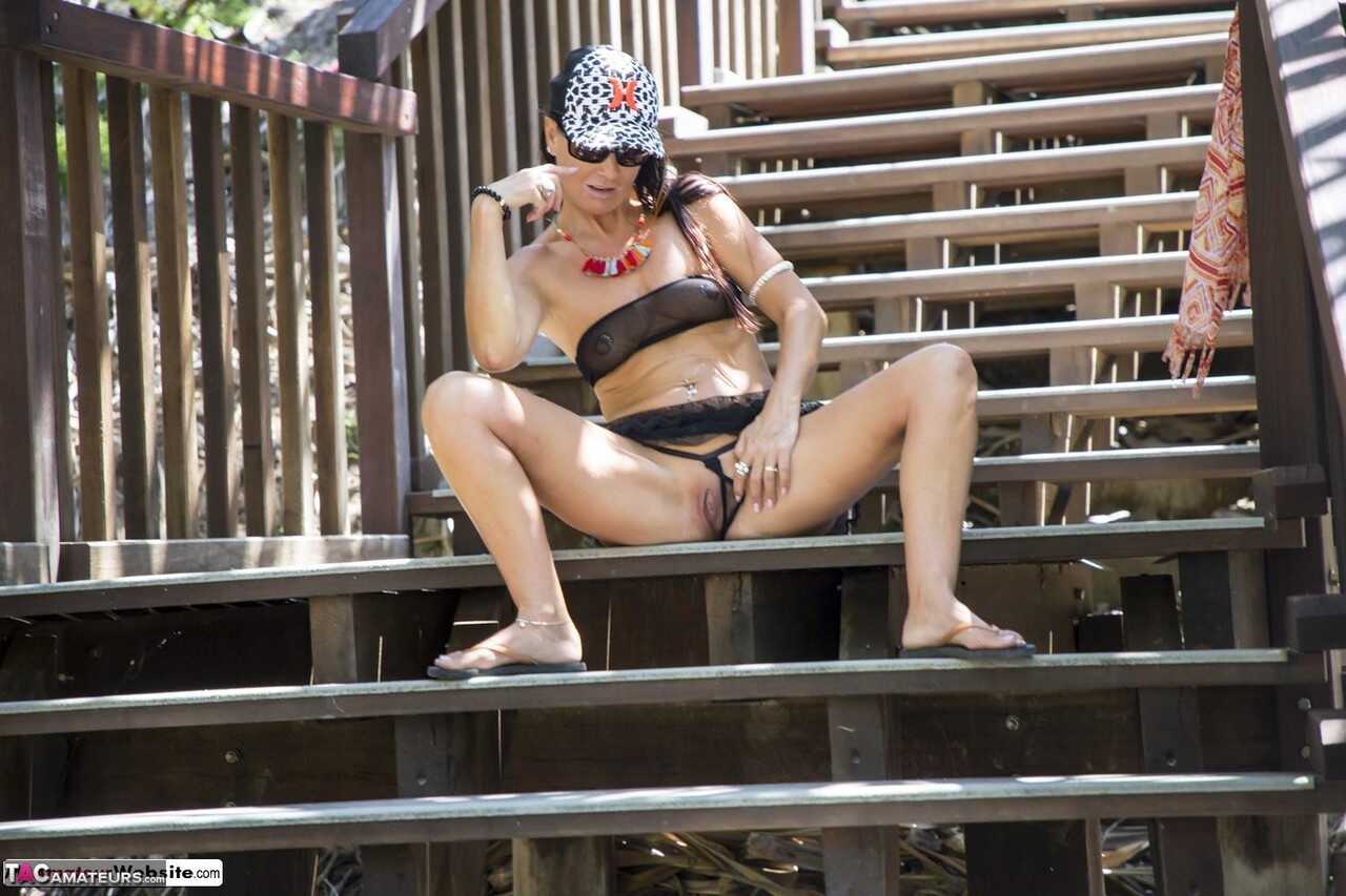 Brunette MILF Roxeanne Exposes Her Pussy at the Public Lookout Location, Leaving Everyone Speechless - Roxeanne