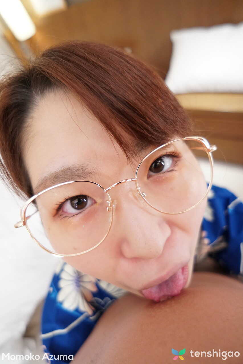 Momoko Azuma’s Glasses-Cam Creampie with Japanese Blowjob and Ass Licking