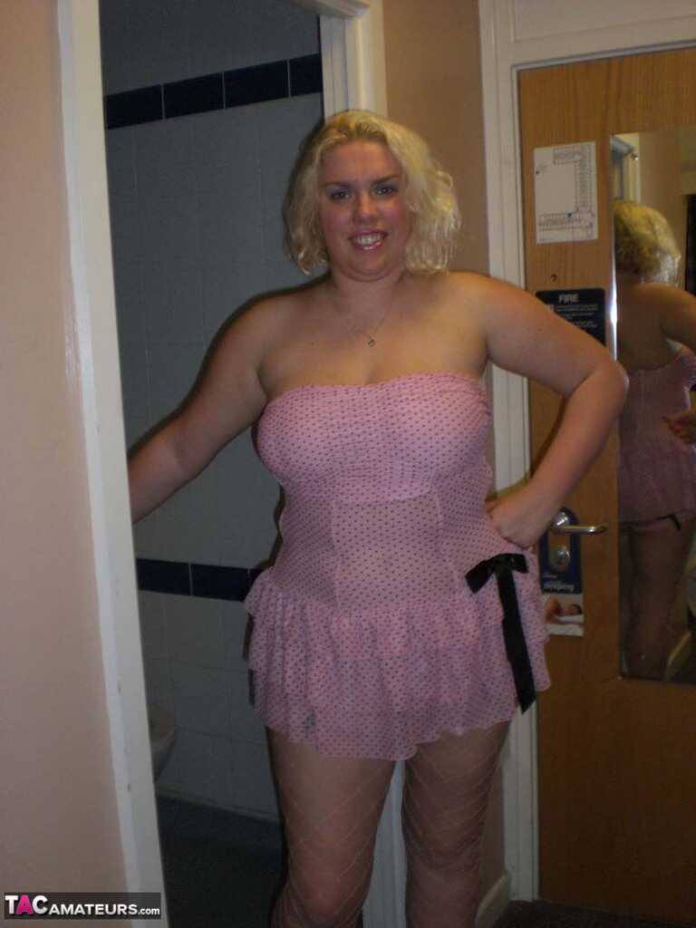 Barby's Bedroom Romp: Blonde MILF with Big Hairy Pussy Gets Fucked on the Bed while Wearing High-Heeled Shoes - Barby