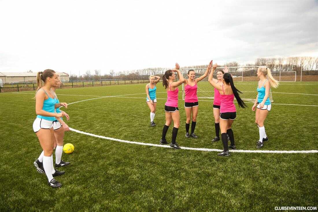 Soccer-playing dykes score a hole-in-one with their tight asses!