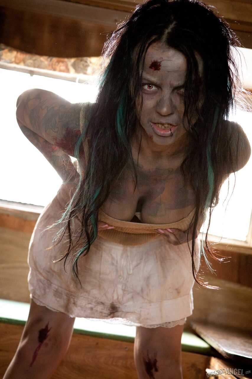 Brittany the Zombie Queen: Savagely Spreading her Horny Pussy with Hot Hard Nipples - Brittany Lynn