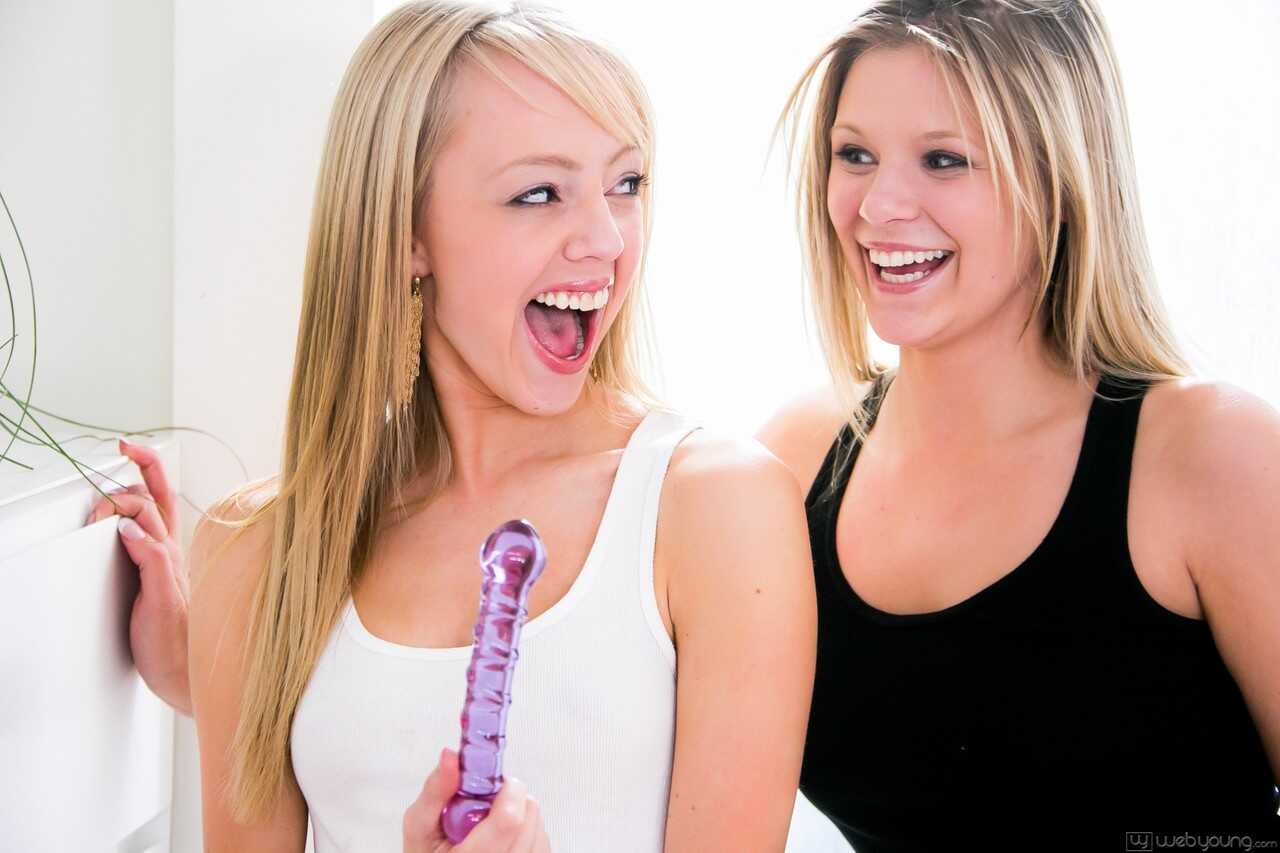 Sweet Sapphic Sin: Teen lesbians Sierra Nevadah & Scarlet Red pleasure each other with a dildo in the snowy peaks of t...