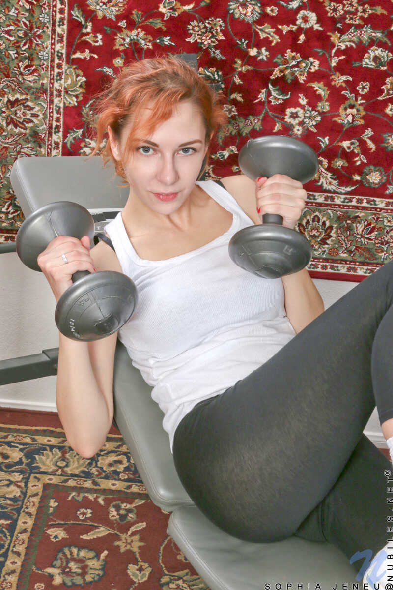 Natural Redhead Sophia Jeneu Lifts Weights Before Her Ultimate Trampoline Workout - Sophia Jeneu