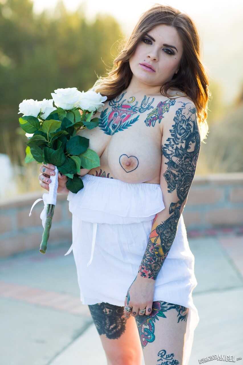 Fully tattooed Farrah Paws gets naked outside to show off body art & big boobs! - Farrah Paws