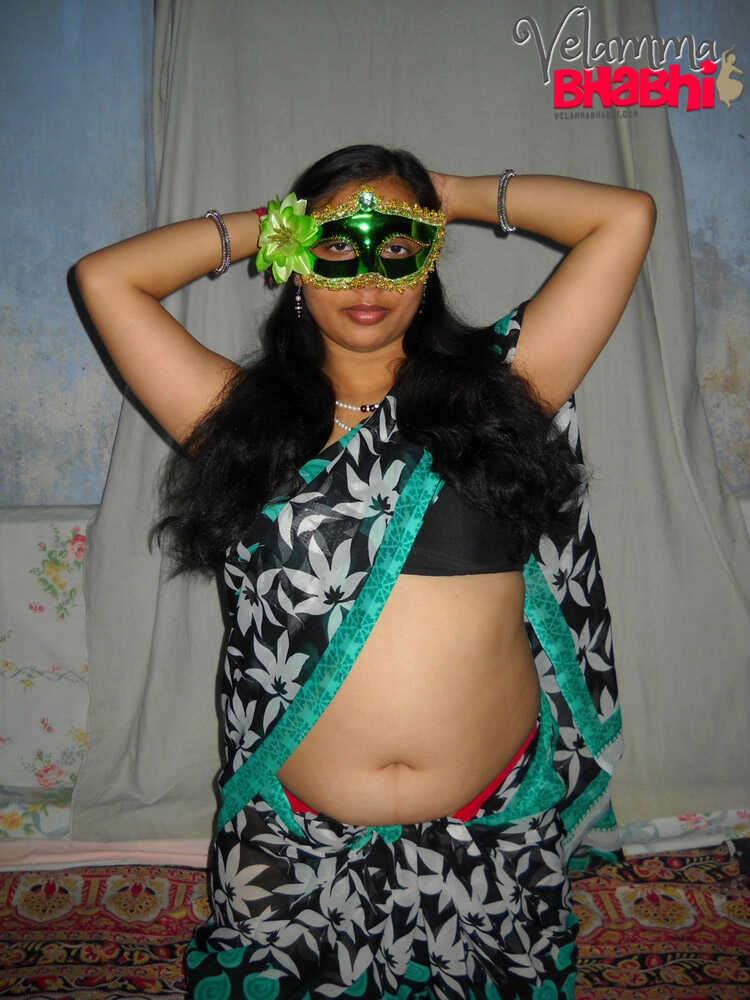 Curvy Velamma Bhabhi Strips Down in Masked Erotica