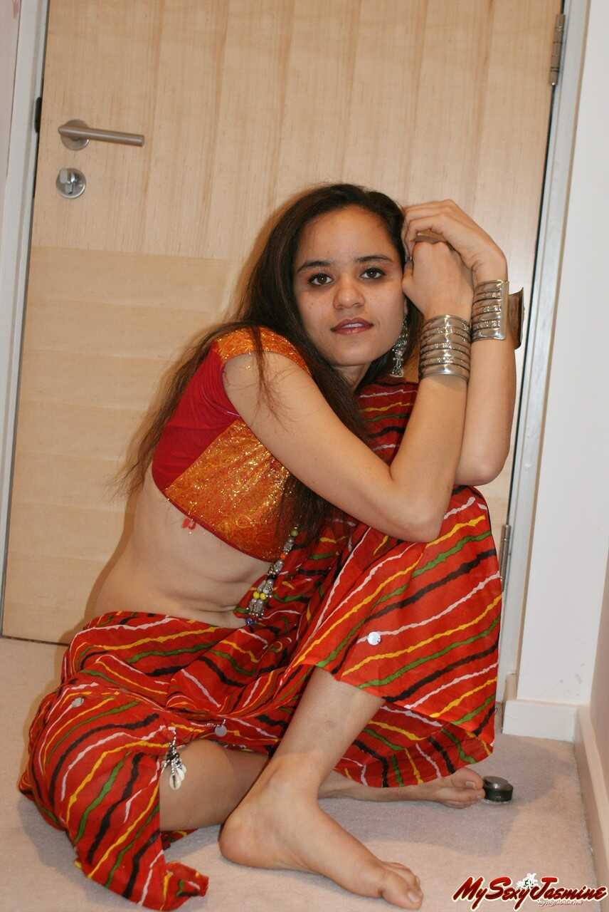 Jasmine's Naked Desi Princess