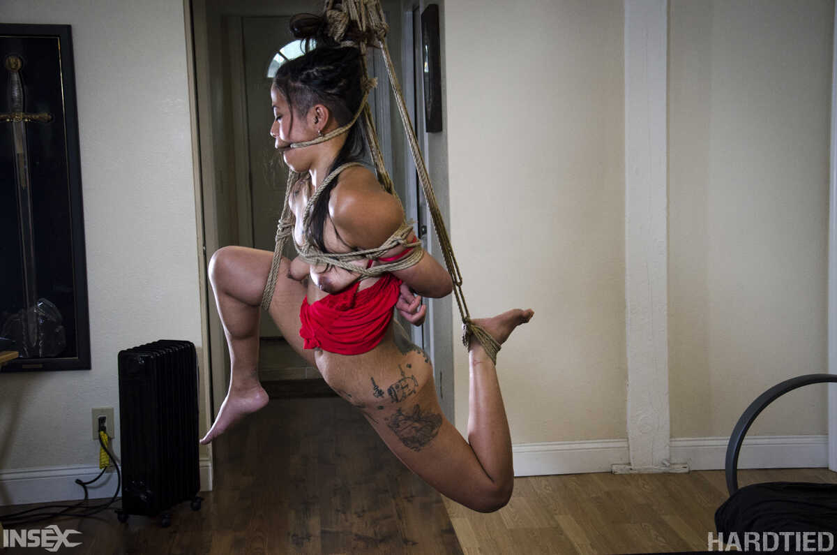 Bound and Beautiful: Chillycarlita's Tattooed Asian Delight - Chillycarlita