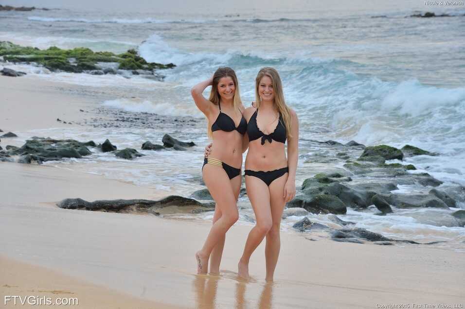 Two ravishing sex bombs enjoy spreading their cunt at the beach Big Tits Beach, Big Tits Lesbian, Lesbian Ass, Teen Beach,...