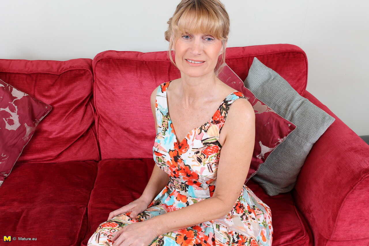 Jane B's Sultry Striptease on a Red Sofa: A Cute Mature Lady's Solo Show with Sexy Lingerie and Big Nipples - Ja...