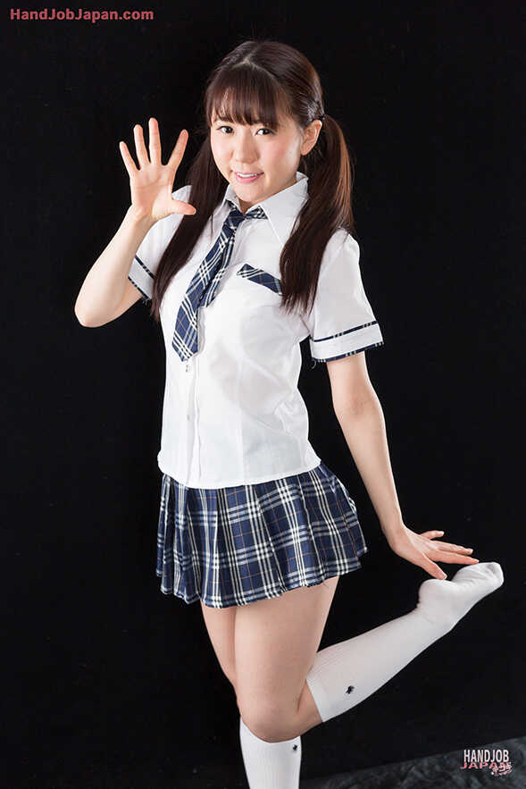 Mai’s Handjob Delight Japanese Schoolgirl Cums on Fingers After Giving a Sensual Handjob