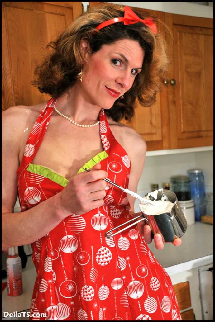Delia's Tempting Surprise: The MILF Next Door Gets Naughty in Her Secret Garden - 