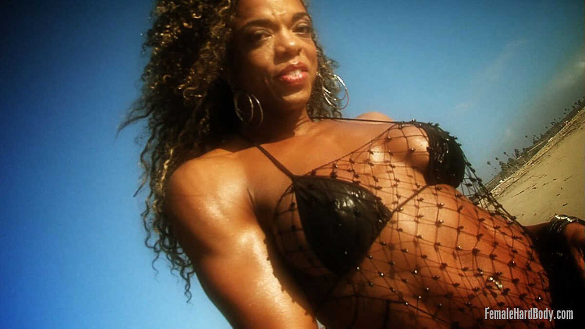 Alexis Ellis's Transsexual Barebacking Adventures Exposed in these Hot Photos! - 
