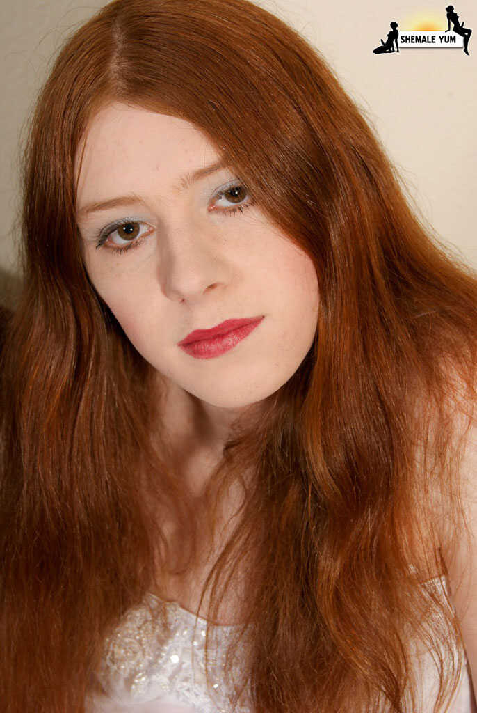 Alice Amuze's Naughty Redhead Shemale Adventure  Perfect Shemale Sissy's Secret Lust for Alice Amuze - Alice Amuze