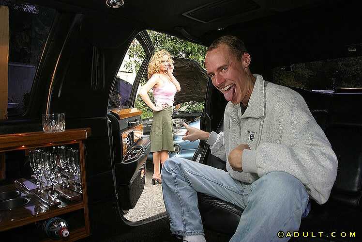 Cougar Seduction: Dave Pounder Gets a Sloppy Blowjob from Rebecca Bardoux in the Car - Dave Pounder, Rebecca Bardoux