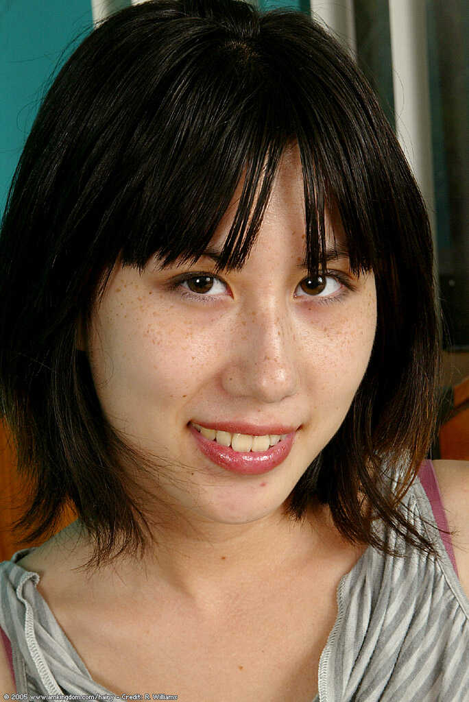 Tall Diligent Amateur Asian Model Chiaki Double-Clicking Her Hairy Mouse While Showcasing Her Hairy Asian Pussy and Open L...
