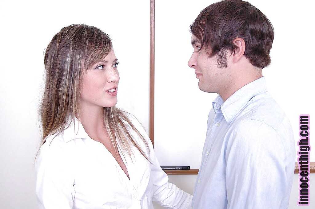 Brunette Schoolgirl Madison Gives a Smooth Blowjob in  Teen Cum In Mouth - Madison Monroe