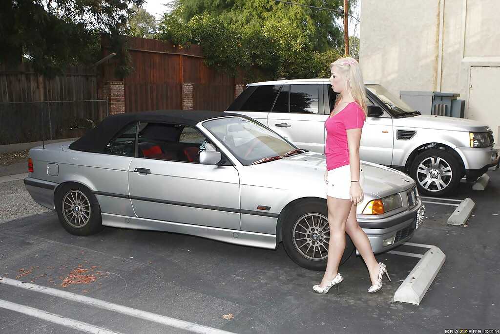 Sexy blonde Tara Lynn Foxx with huge tits gets wild interracial anal doggy style - Tara Lynn Foxx