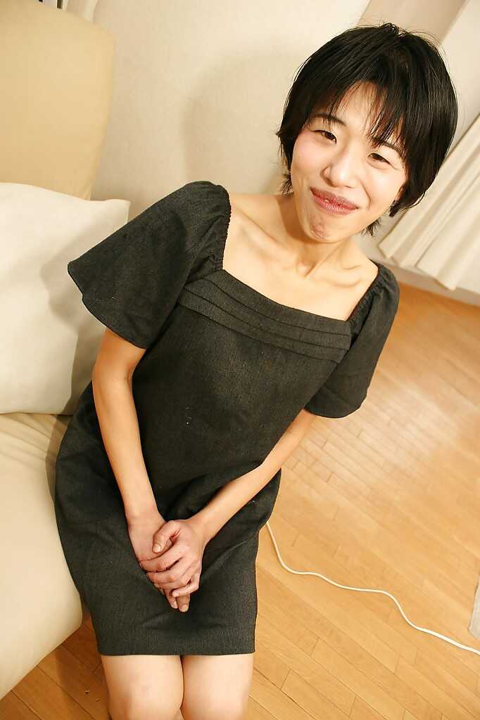 Asian Milf Shinobu Funayama Takes Off Her Black Dress And Displays Her Hairy Vagina - Shinobu Funayama
