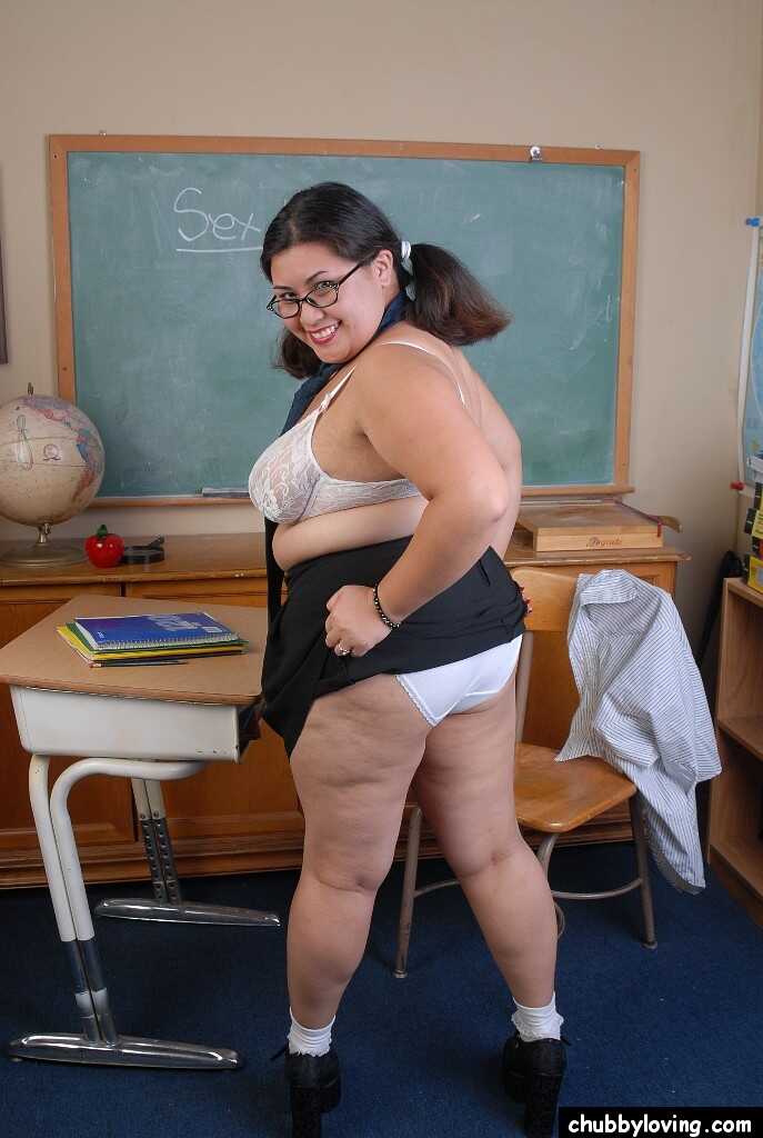 SSBBW Tyung in Glasses Does the Dirty in Classroom With Her Big Ass