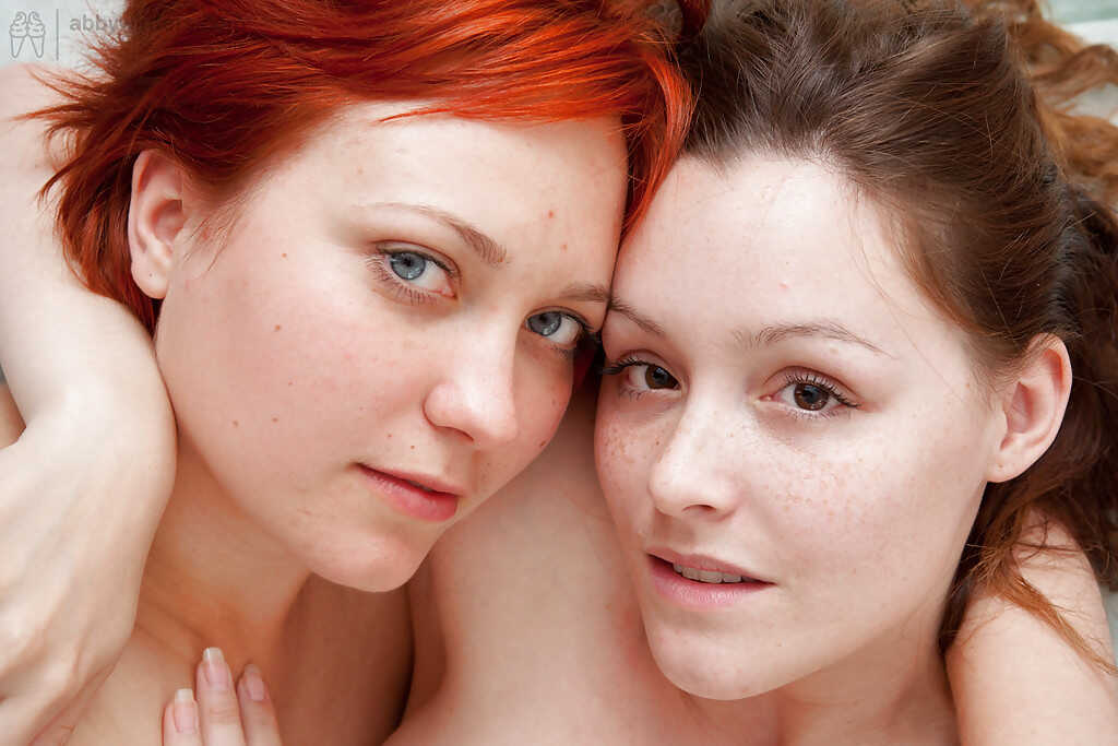Hairy Dahlia and Tiny Jenna K Get Undressed to Have Their First Lesbian Sex Experience with Each Other's Cunts - Dahl...