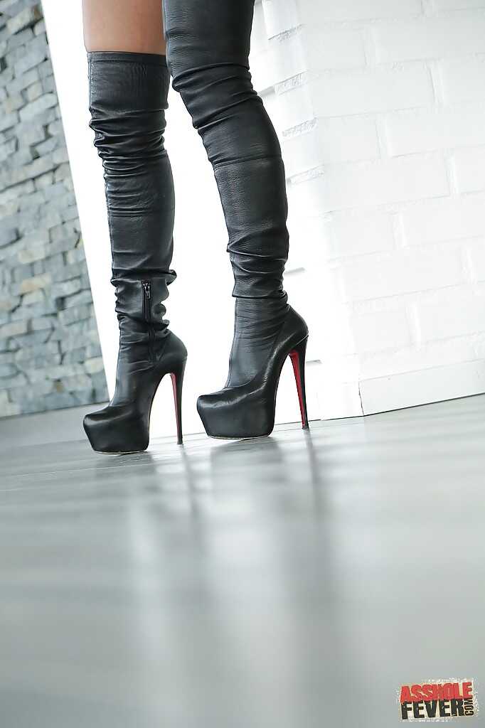 Julie Skyhigh, Stunning Brunette Goddess Posing In Thigh High Boots With A Big Ass And Perfect Tits! - Julie Skyhigh