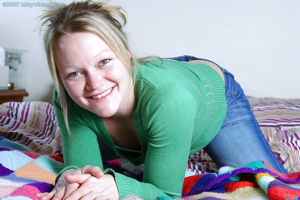 Ceecee's Hairy Pussy Exposed: A Chubby Blonde Spreads Her Legs for the Camera! - Ceecee