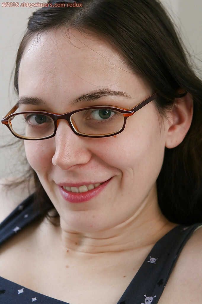 Gabrielle's Nerdy Cunt Bends Over for a Hairy Spreading