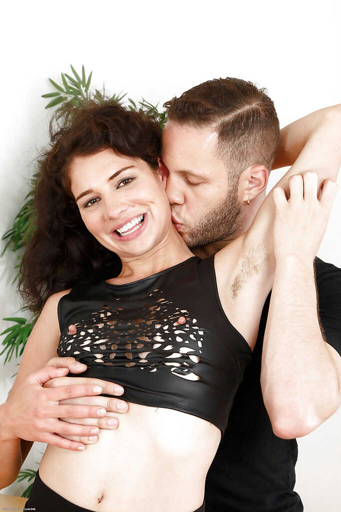 Wet and Wild with Izzy Champagne: Getting Fingered in the Armpit While Fucking a Hairy Vagina with Wolf Hudson! - Izzy Cha...