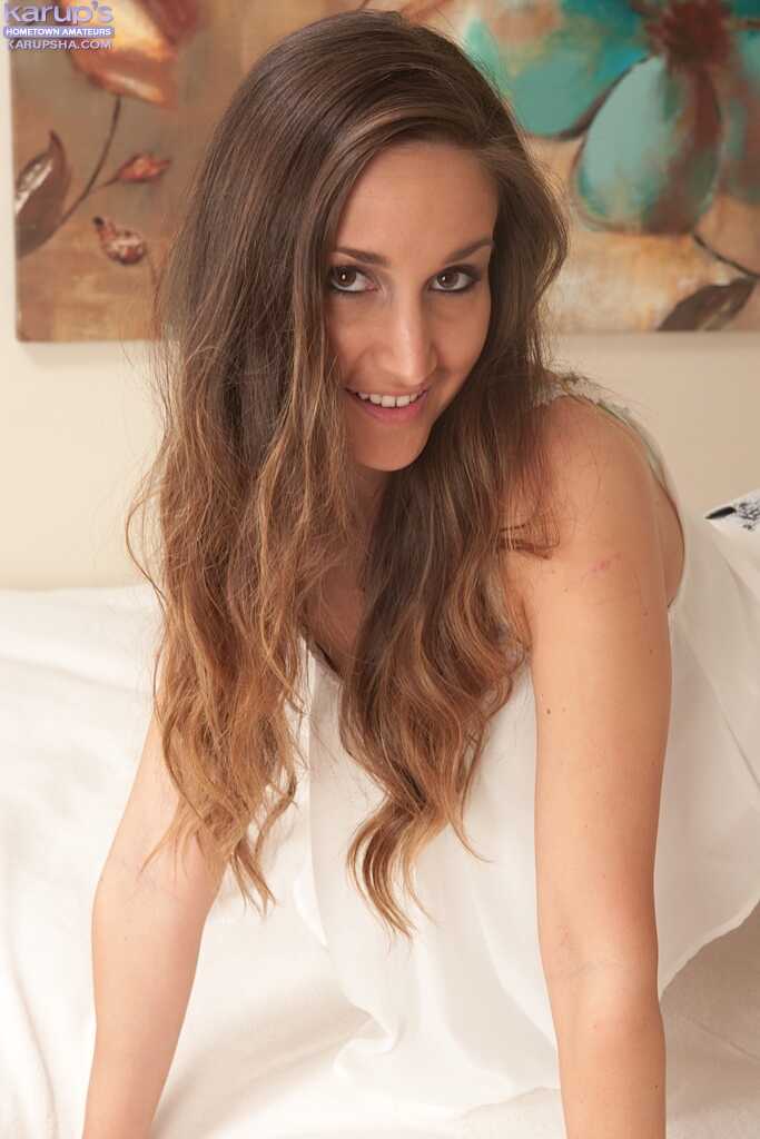 Mystica Jade's Dirty Denim Shorts Showdown A Teen Pussy Close-up and Masturbation Masterpiece - Mystica Jade