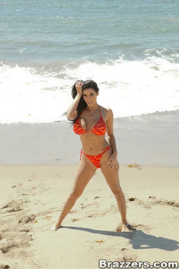 Busty MILF Veronica Rayne Poses On The Beach, Showing Off Her Oiled Tits And Ass! - Veronica Rayne
