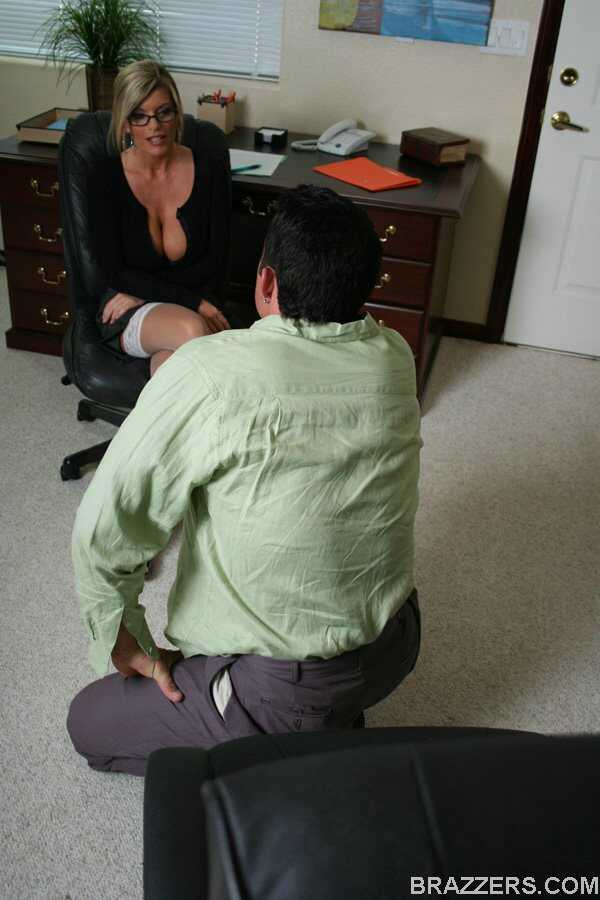 Dazzling office babe Kristal Summers sucks a cock and takes it inside - Billy Glide, Kristal Summers