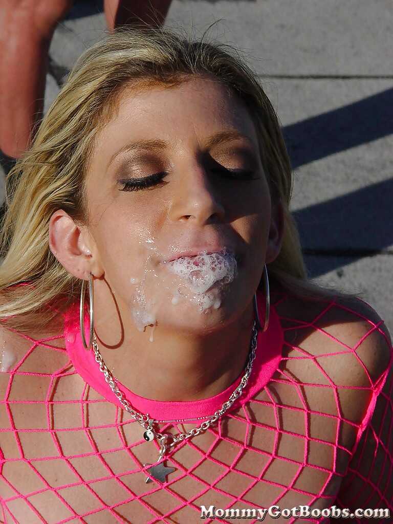 Outdoor MILF Orgy: Sara Jay Sucking Three Cocks While Getting Cum-Covered in the Park! - Sara Jay