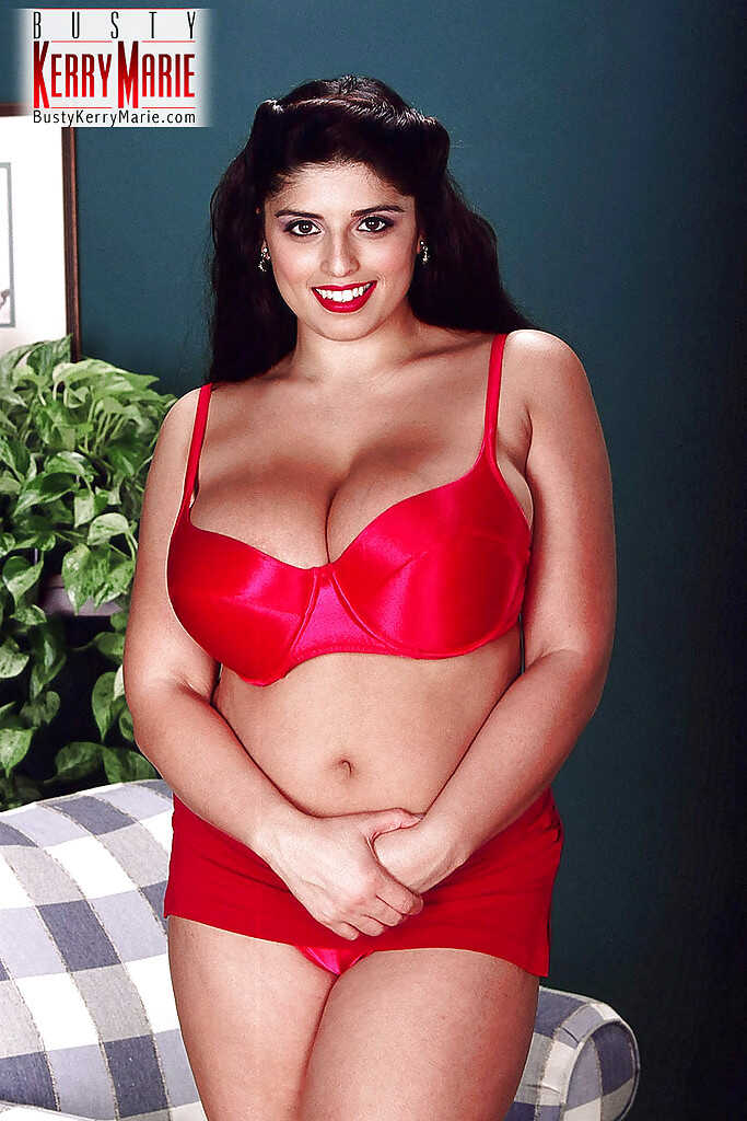 Chubby MILF Kerry Marie freeing huge juggs and nipples from lingerie while busting a fat nut! - Kerry Marie