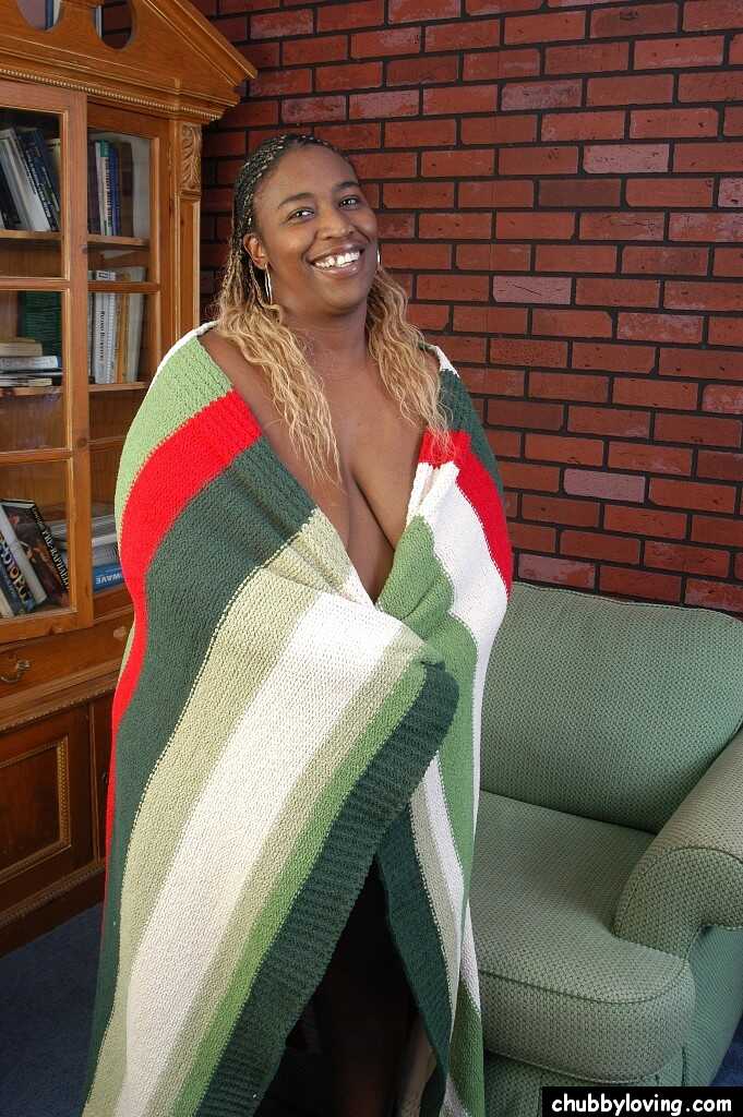 Fat ebony woman with huge tits Lyric provides masturbation bliss for black grannies! - Lyric