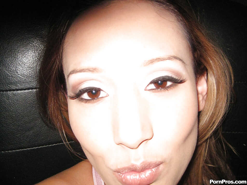 Taryn Kemp, the Exotic Asian Goddess Posing Fully Nude for her Boyfriend's Pleasure - Taryn Kemp