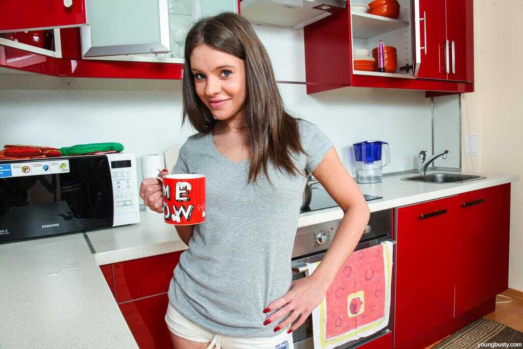 Cute teen with nice tits gets off on her own, Linda Y style- Lita Phoenix: A solo masturbation fantasy - Lita Phoenix