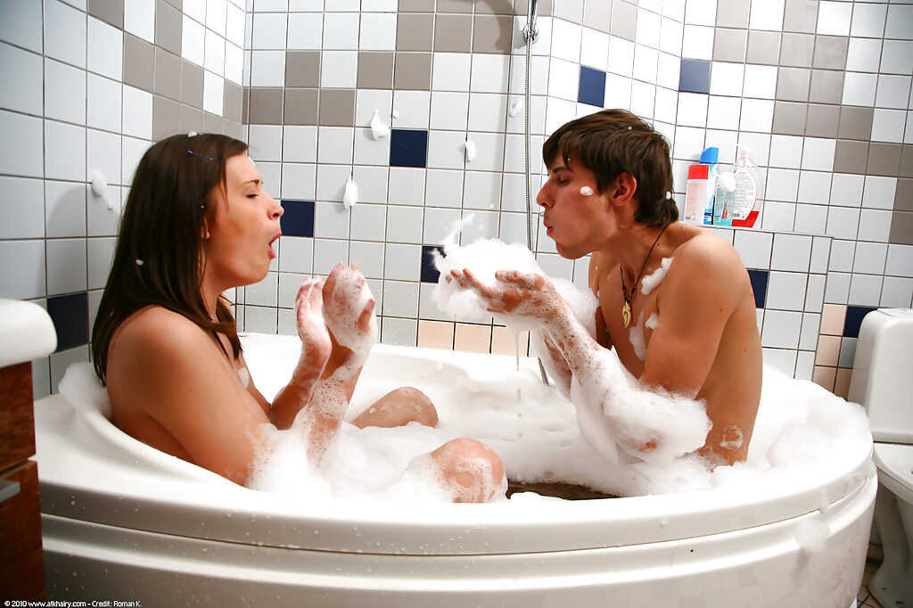 Brunette Babe Violla Gets Slippery in a Bubble Bath with Her Hairy Boyfriend Before Getting Dirty - Violla