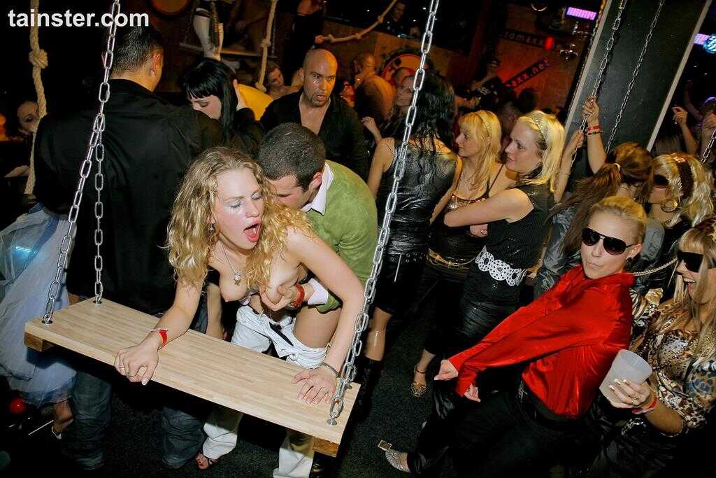 Busty bombshells rock the night club with an evening of intense group sex fucking [Cover Image]Clubbing females rock the n...