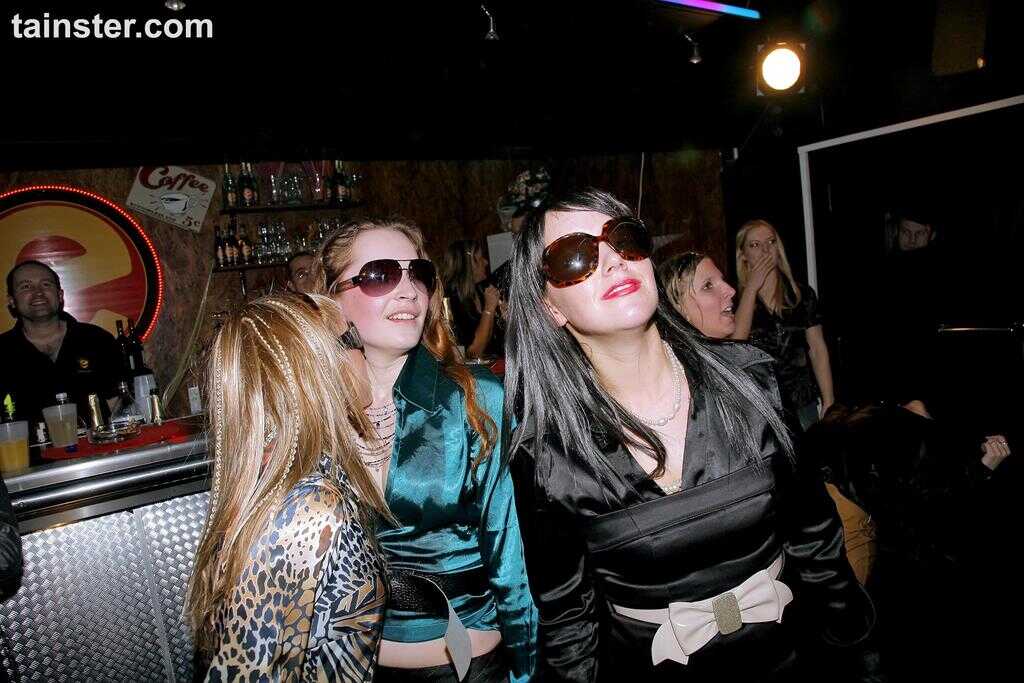 Busty bombshells rock the night club with an evening of intense group sex fucking [Cover Image]Clubbing females rock the n...