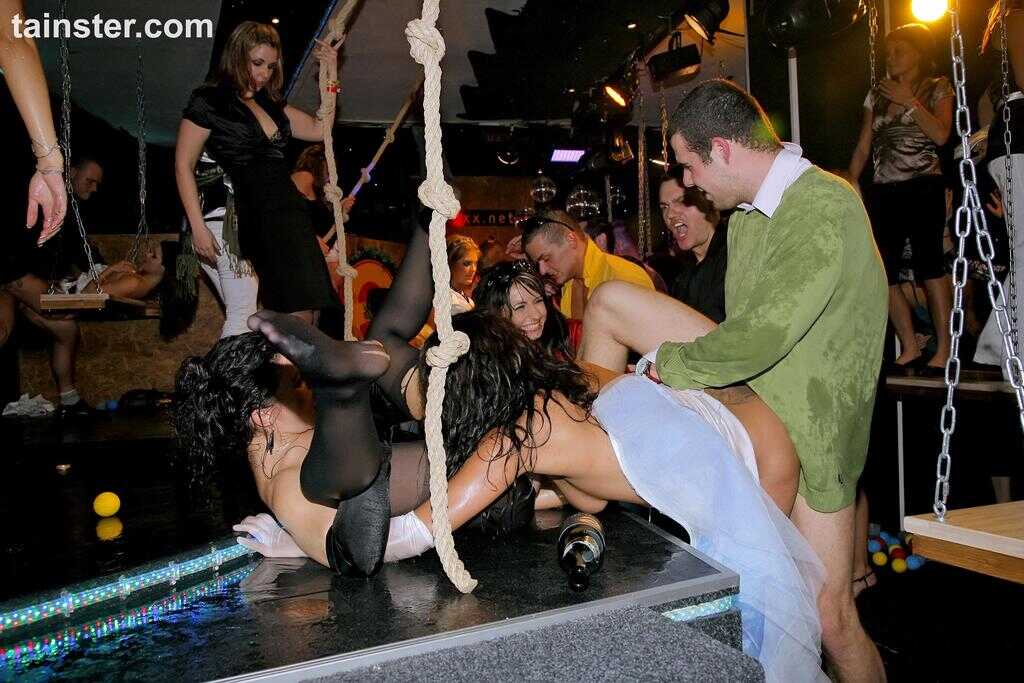 Sexy Soaked Sorority Sisters: A Group Sex Game with Drunk Chicks and Carmen Black! - Alexa Bold, Angelina Love, Anita Quee...