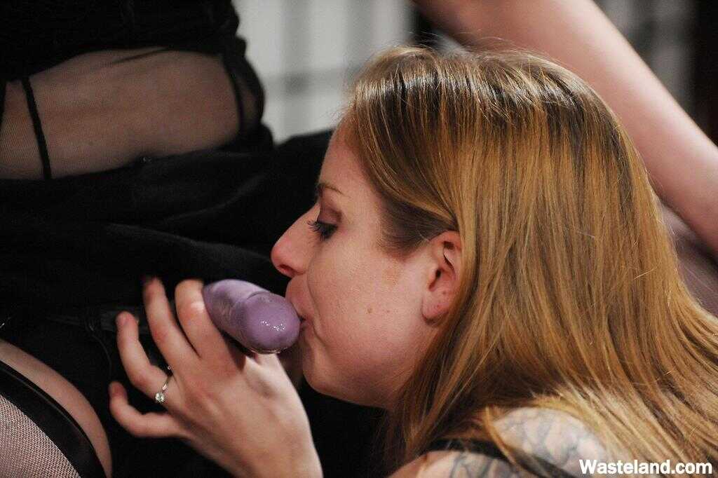 Female Lovers Dominate with the Strap-On, Big Titty Jada and Ass-licious Leila - Jada Sinn, Leila Hazlett