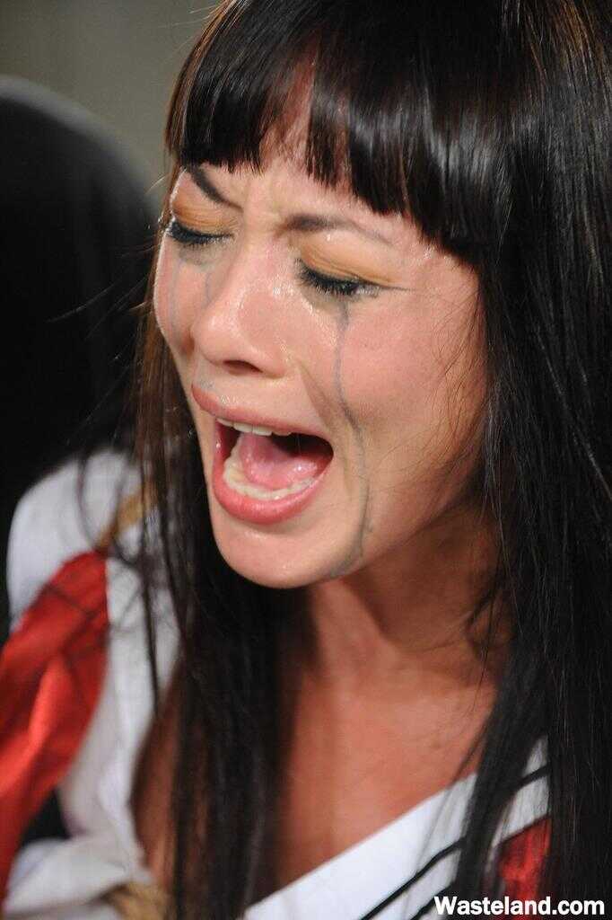 Screaming Lisa Ann: The Submissive Asian Princess's Brutalized Bondage Pussy Play - Lisa Ann