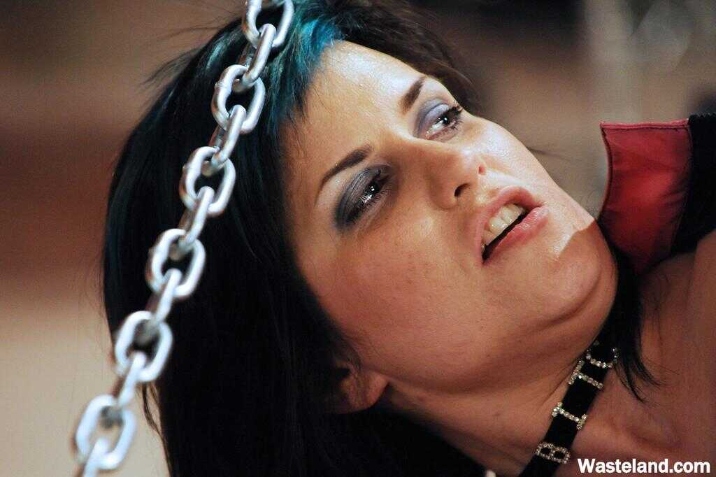 Redhead Roughs Up Brunette With Painful Sex Games: The Curvy Chick's Daring BDSM Adventure - 