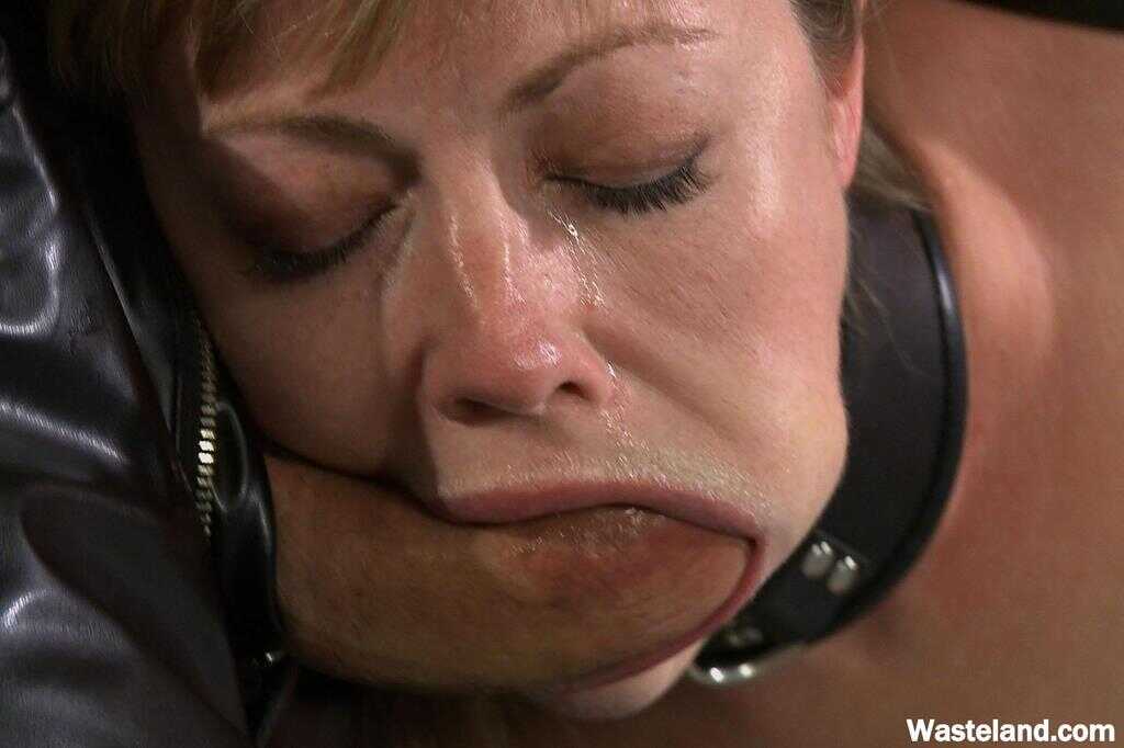 Adrianna Nicole's Blonde Bondage: Deepthroat Slave for Master's Pleasure - Adrianna Nicole