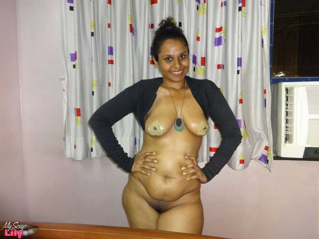 Busty Indian Goddess with Huge Titties Gets Drilled Live on Cam! - Horny Lily