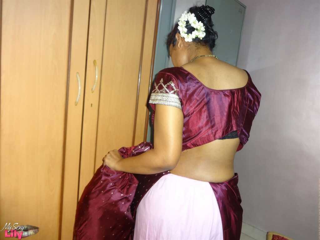 Lily's Black Bra and Underskirt Stripping Show: The Curvy Indian Woman with Big Boobs - Lily