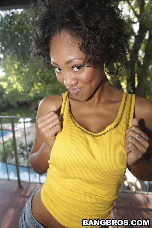Sexy ebony babe Evanni Solei spreading her perfect black ass and pussy - Evanni Solei