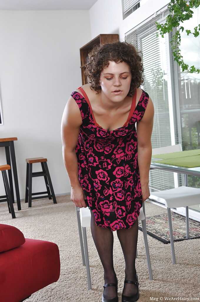 Chubby babe doing upskirt and showing off her shaggy cooter : Chubby Coochie Reveal! - Meg